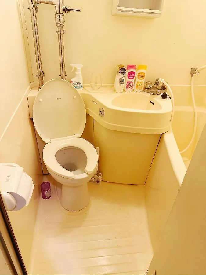 Apartment Hana House West Shinjuku Tokyo